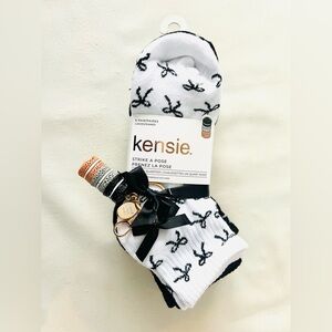 Kensie Fashion Quarter Socks & Parisian Charm Set – French Chic Neutrals 🖤🤍